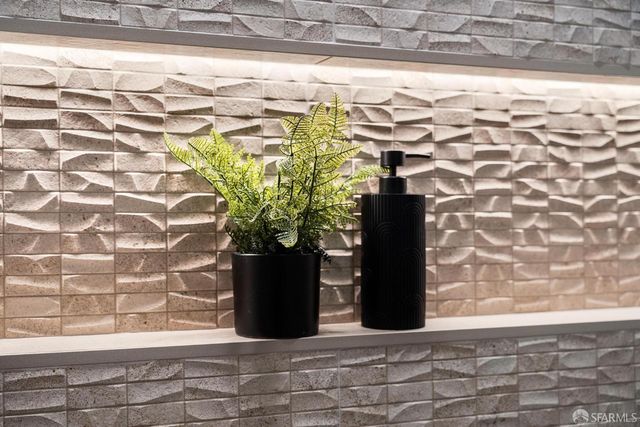 222 Molimo Drive, San Francisco, CA 94127