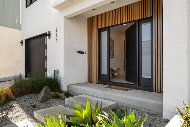 222 Molimo Drive, San Francisco, CA 94127