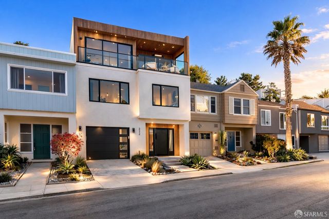 222 Molimo Drive, San Francisco, CA 94127