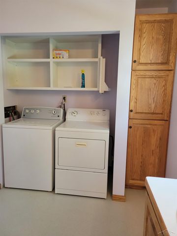 340 S Elm Street, Richland Twp, MI 48626