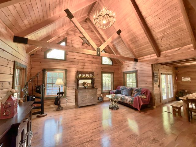 2210 Old Prospect Rd, Woodbury, TN 37190