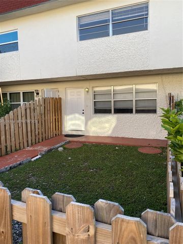 1460 NE 151st Street 102, Miami, FL 33162