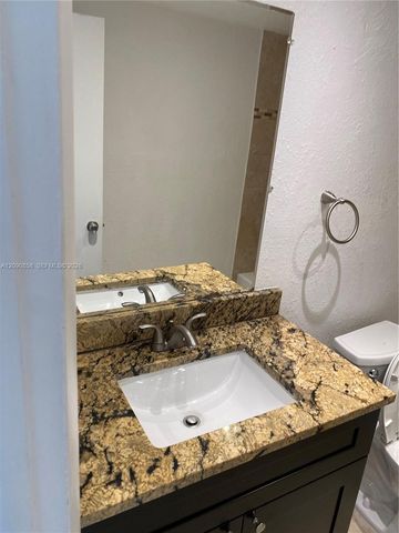 1460 NE 151st Street 102, Miami, FL 33162