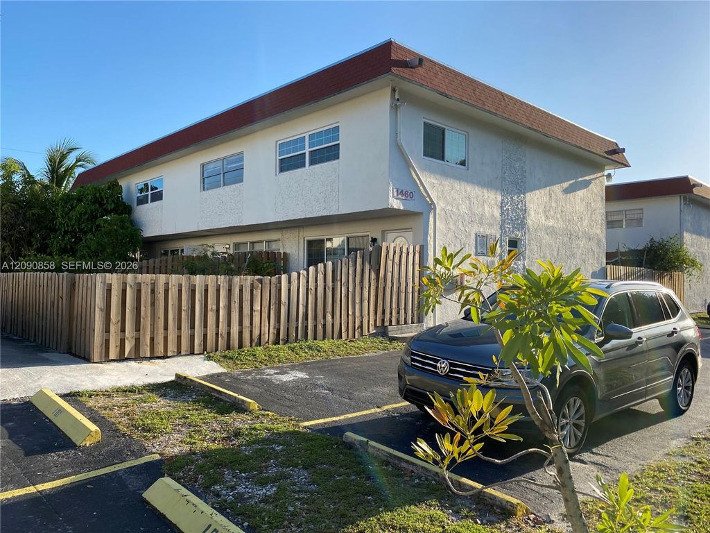 1460 NE 151st Street 102, Miami, FL 33162