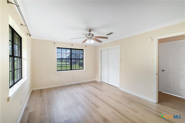 1033 FM 1351, Goliad, TX 77963