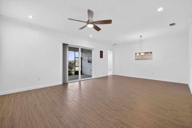 607 SE Mulberry Way, Port St. Lucie, Port St Lucie, FL 34984