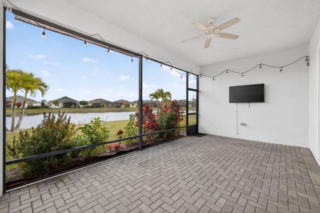 607 SE Mulberry Way, Port St. Lucie, Port St Lucie, FL 34984