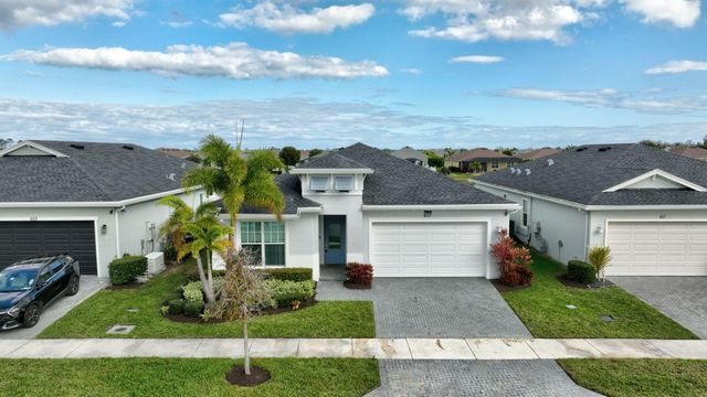 607 SE Mulberry Way, Port St. Lucie, Port St Lucie, FL 34984