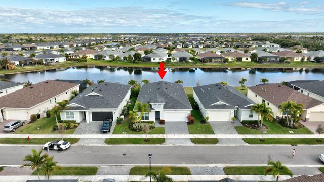 607 SE Mulberry Way, Port St. Lucie, Port St Lucie, FL 34984