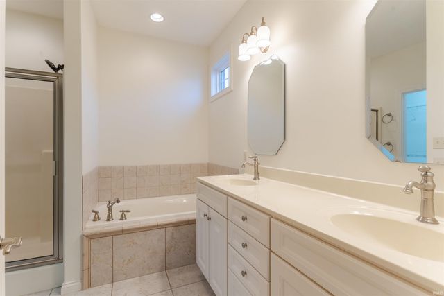 3203 Takara Drive, Evansville, IN 47715