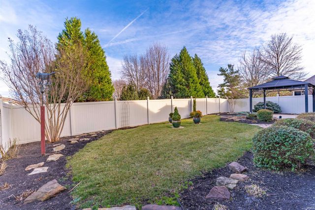 3203 Takara Drive, Evansville, IN 47715