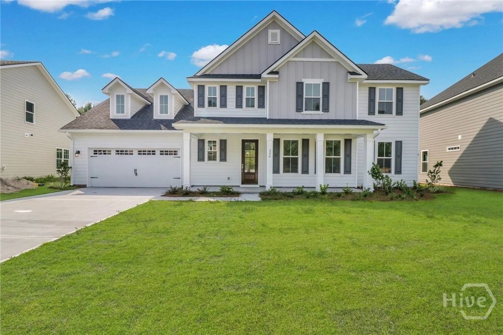 Image 1 of property listing at 620 Highland Circle, Richmond Hill, GA 31324