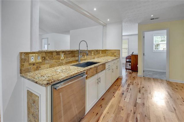 242 Richmond Drive, Social Circle, GA 30025