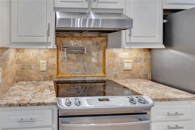 242 Richmond Drive, Social Circle, GA 30025