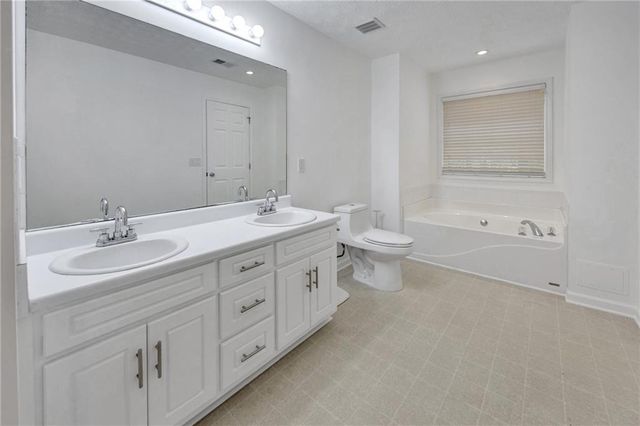 242 Richmond Drive, Social Circle, GA 30025