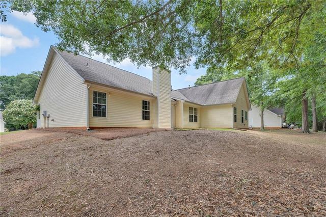 242 Richmond Drive, Social Circle, GA 30025