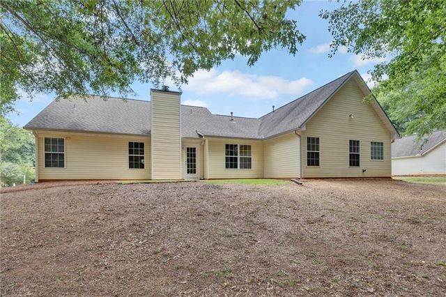 242 Richmond Drive, Social Circle, GA 30025