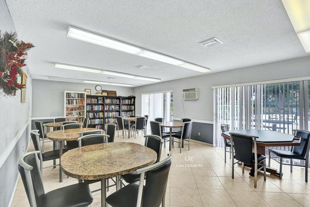 7360 NW 1st Street 206, Margate, FL 33063