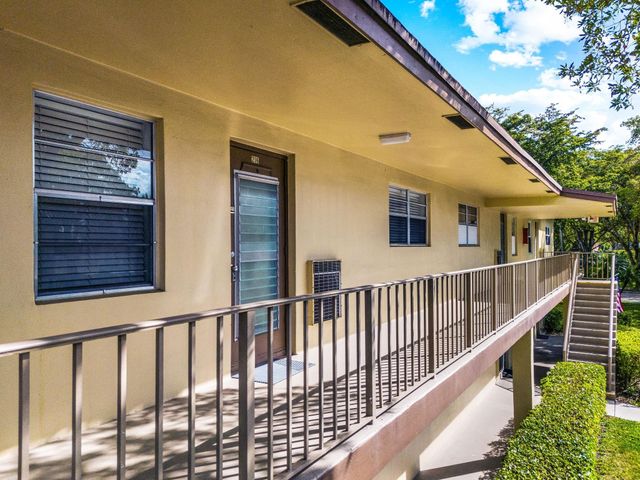 7360 NW 1st Street 206, Margate, FL 33063