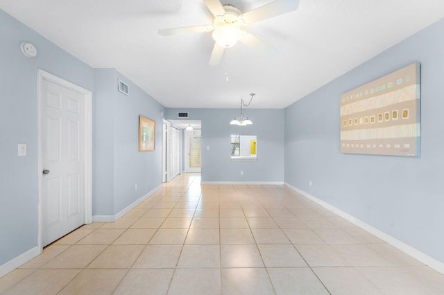 7360 NW 1st Street 206, Margate, FL 33063