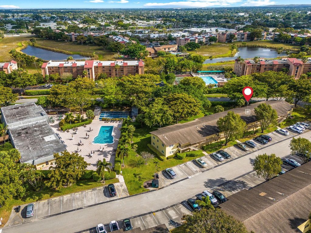 7360 NW 1st Street 206, Margate, FL 33063