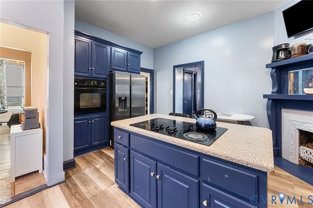 328 Saint Andrew St, Petersburg, VA 23803