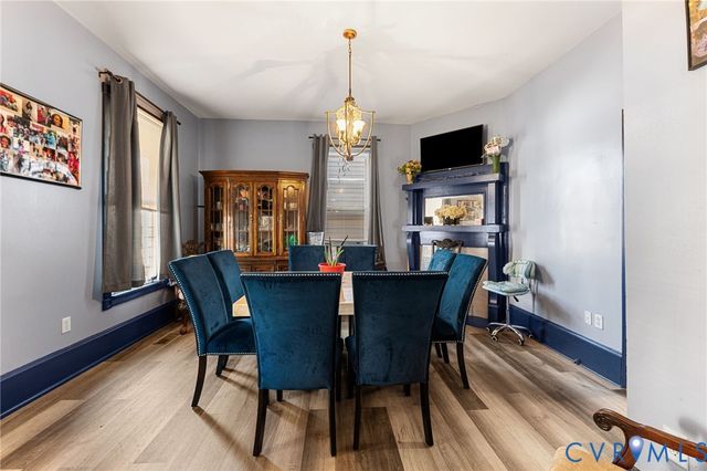 328 Saint Andrew St, Petersburg, VA 23803