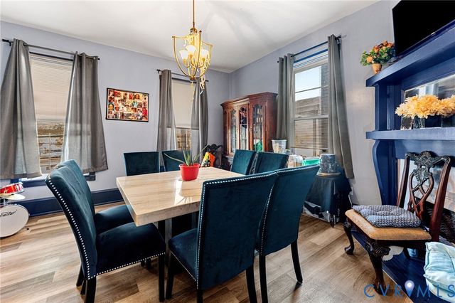 328 Saint Andrew St, Petersburg, VA 23803