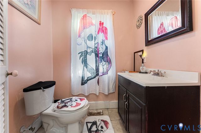 328 Saint Andrew St, Petersburg, VA 23803