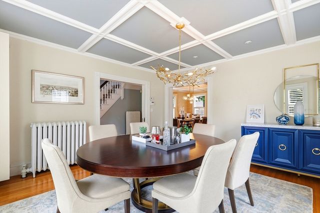 10 Wolcott Ave, Andover, MA 01810