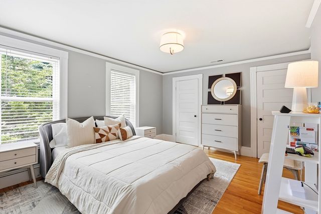 10 Wolcott Ave, Andover, MA 01810