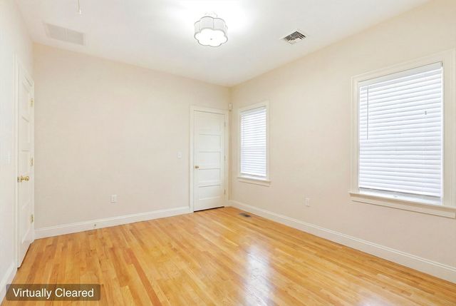 10 Wolcott Ave, Andover, MA 01810