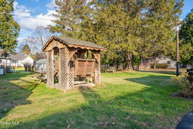 22 Washington Street, White Creek, NY 12816