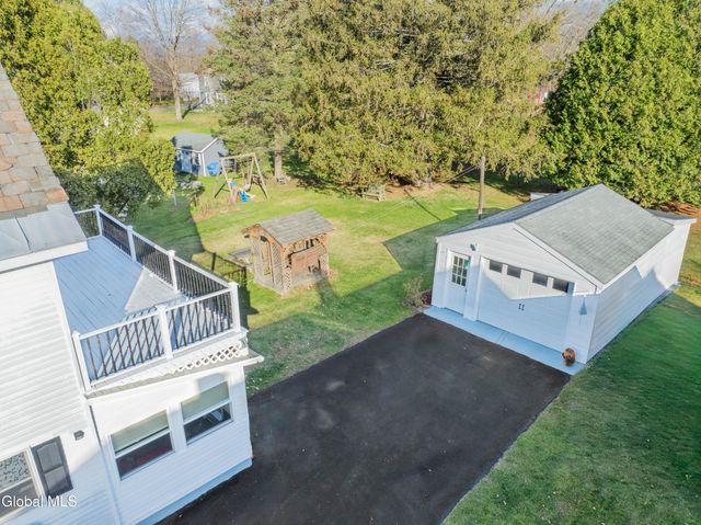 22 Washington Street, White Creek, NY 12816