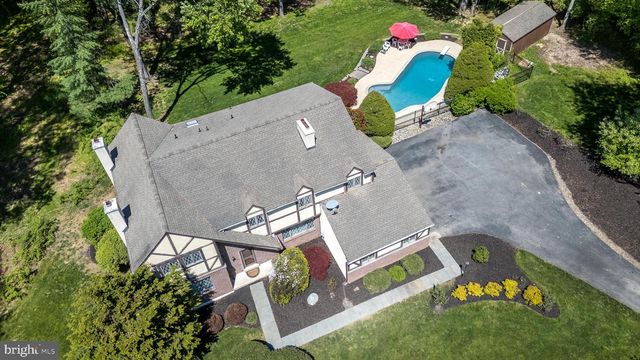 1 JOANNA DRIVE, Malvern, PA 19355