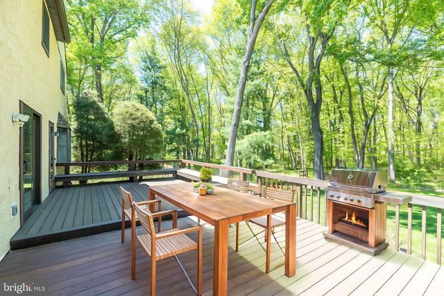 1 JOANNA DRIVE, Malvern, PA 19355