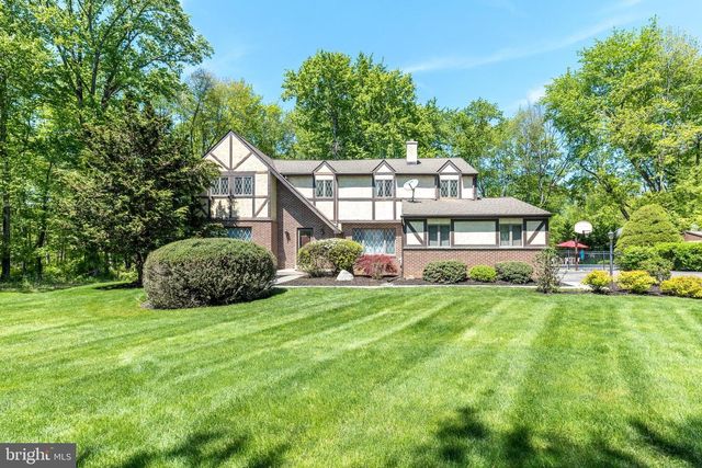 1 JOANNA DRIVE, Malvern, PA 19355