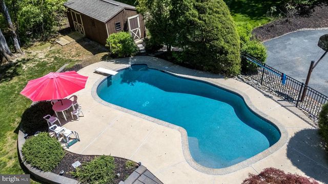 1 JOANNA DRIVE, Malvern, PA 19355