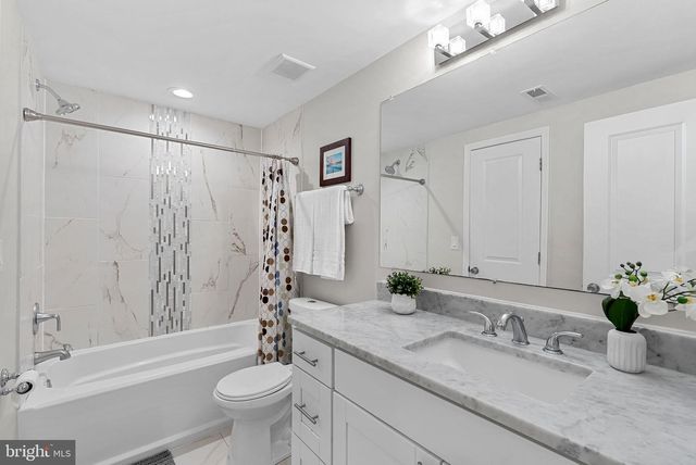 5735 9TH ST NW, Washington, DC 20011