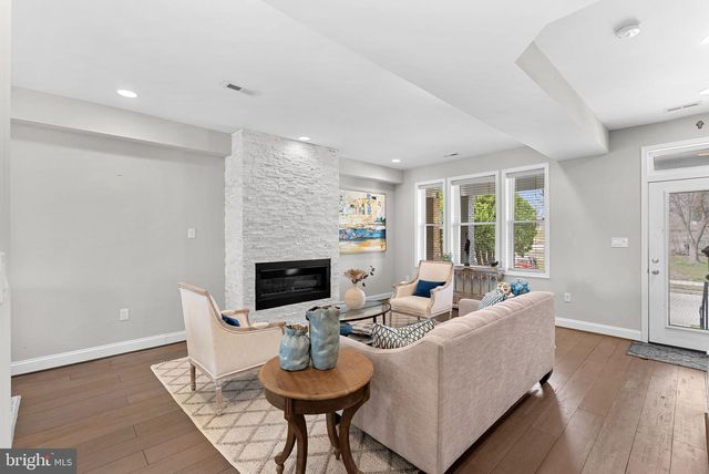 5735 9TH ST NW, Washington, DC 20011