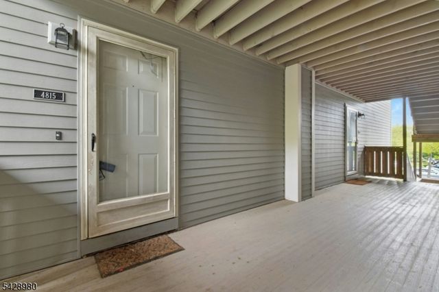 4815 Ravens Crest Dr, Plainsboro Twp., NJ 08536