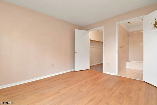 4815 Ravens Crest Dr, Plainsboro Twp., NJ 08536