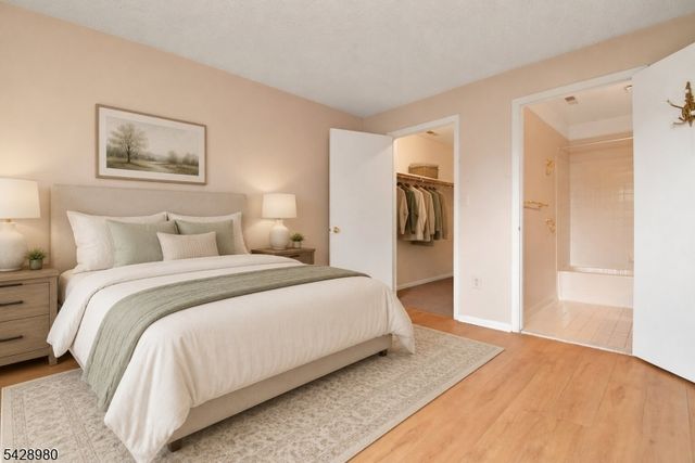 4815 Ravens Crest Dr, Plainsboro Twp., NJ 08536