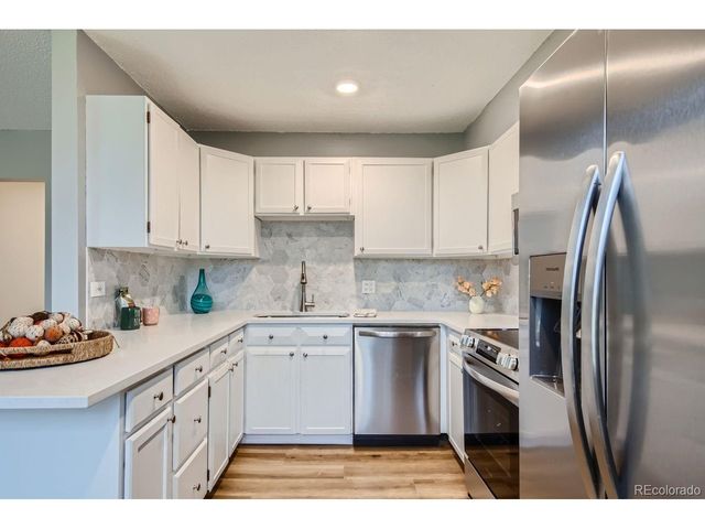 2130 S Vaughn Way 205E, Aurora, CO 80014