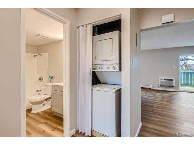 2130 S Vaughn Way 205E, Aurora, CO 80014