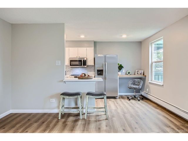 2130 S Vaughn Way 205E, Aurora, CO 80014