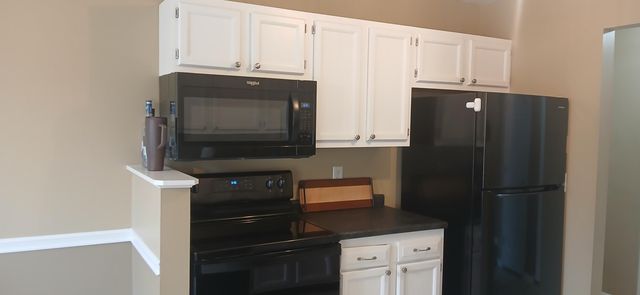 4 Highland Meadows Drive, 12, Highland Heights, KY 41076