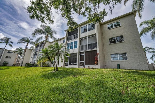 960 VIRGINIA STREET 201, Dunedin, FL 34698