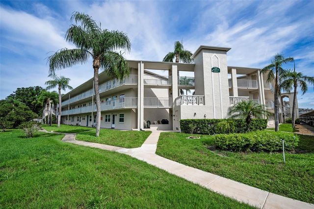 960 VIRGINIA STREET 201, Dunedin, FL 34698