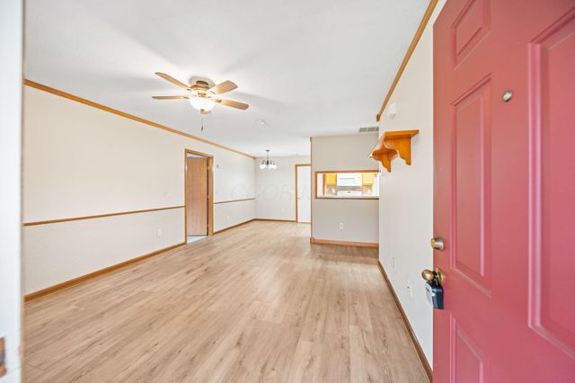 4296 Wincove Drive, Groveport, OH 43125